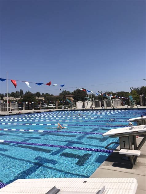 8186: 2 CLU in Thousand Oaks, California. .